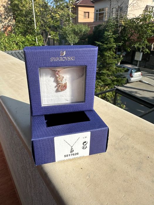 Оригинално колие Swarovski Dazzling Swan – ново, с кутия