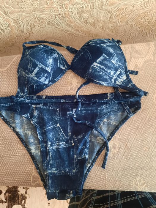 Продам детские купальники