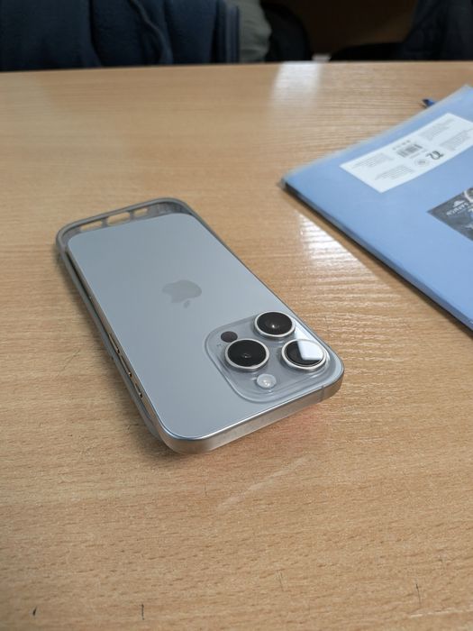 Iphone 15 pro 128 84%