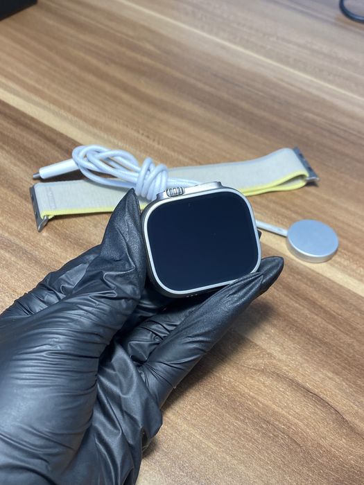 Apple Watch Seria Ultra / 49 mm / Graphite