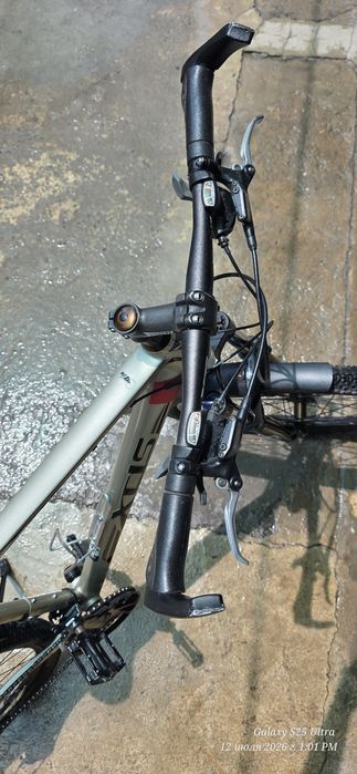 XDS  MX 330 madel  srochna sotiladi