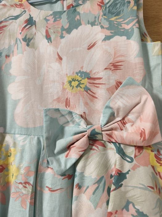 Две рокли 140/146 - petite fleur