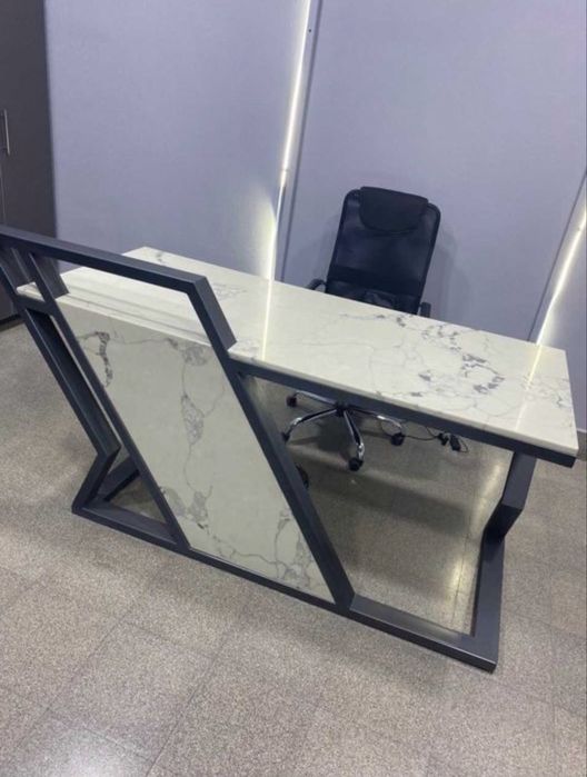 Столешнитца для кухня Кварс и акрил