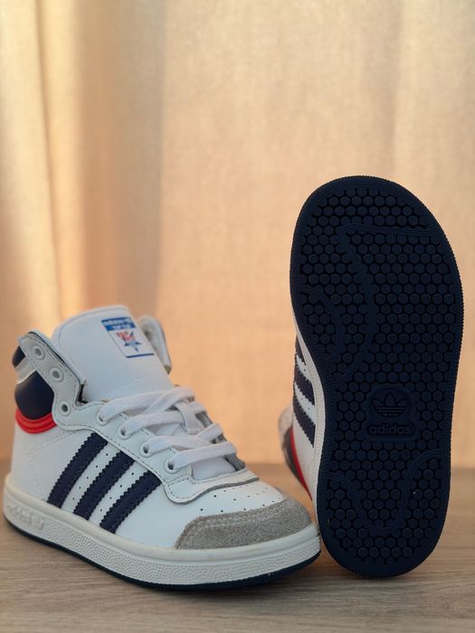 Детски маратонки на Adidas