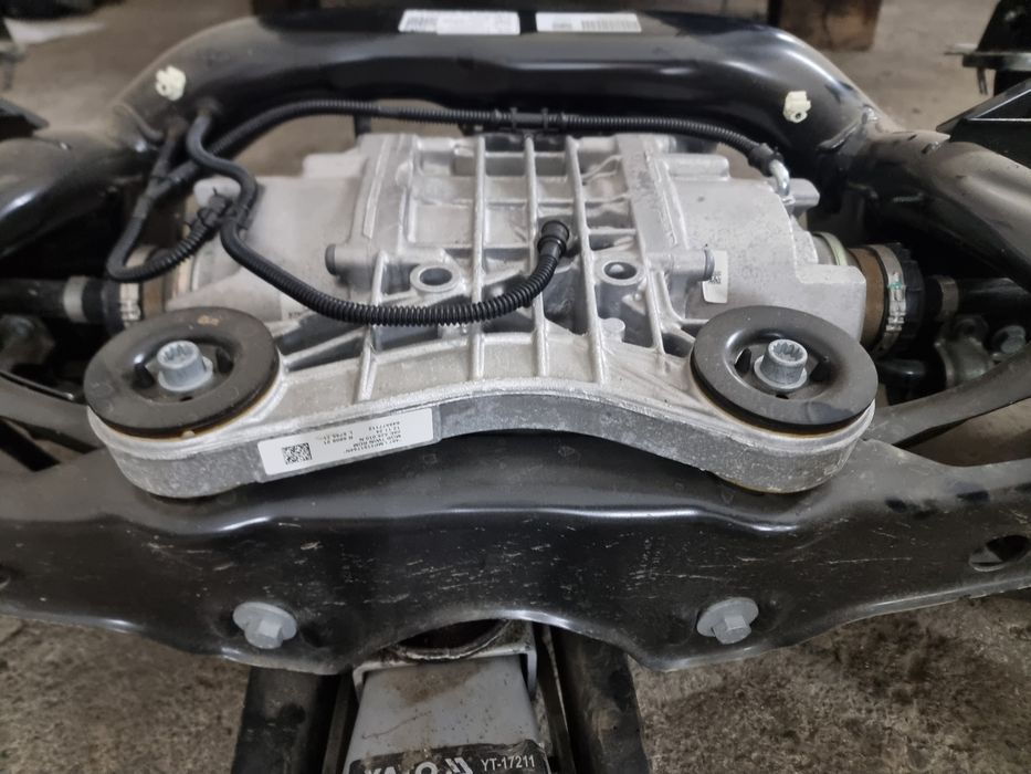 Grup spate vw golf R GTI audi S3 RS3 cod 08E525010N