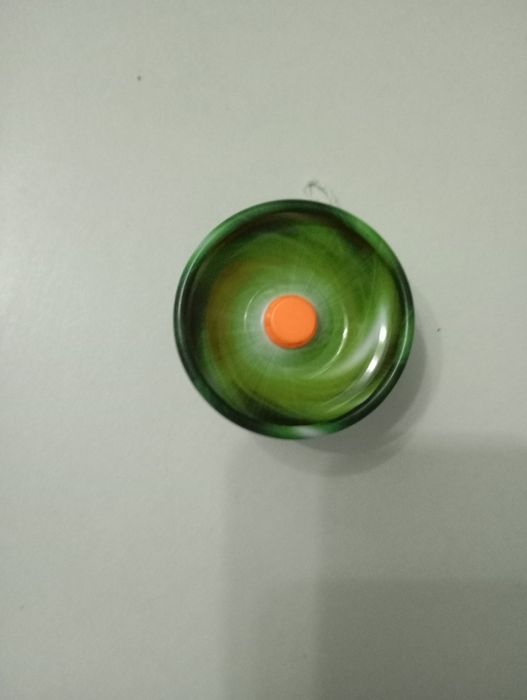 Продам йойо пластиковый