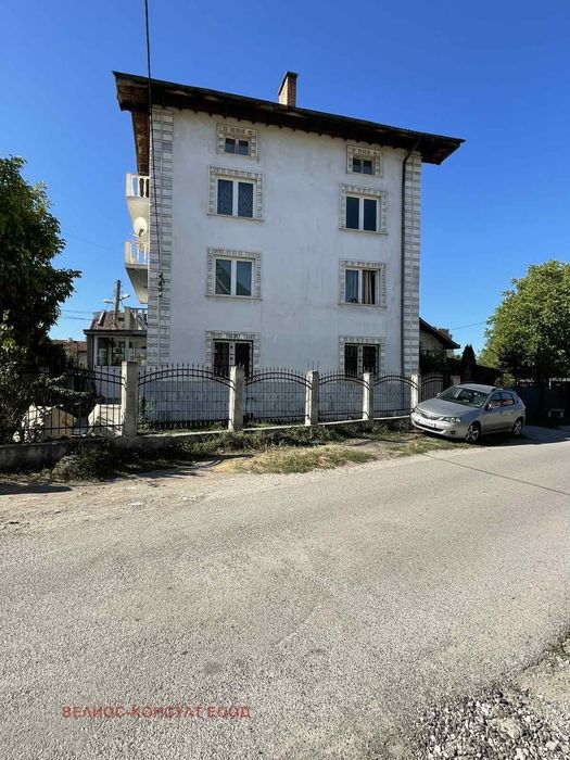 Къща в София-Модерно Предградие площ 424 цена 750000