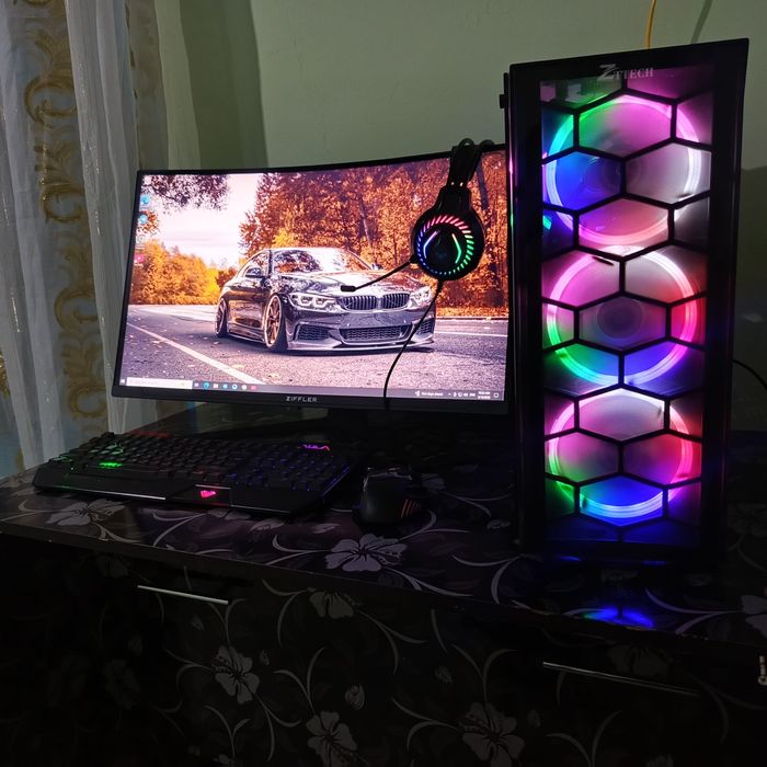 Gaming kompyuter komplek