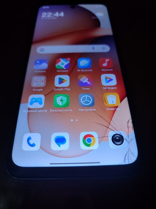 Redmi 12 4+4/128Gb Andriod 15