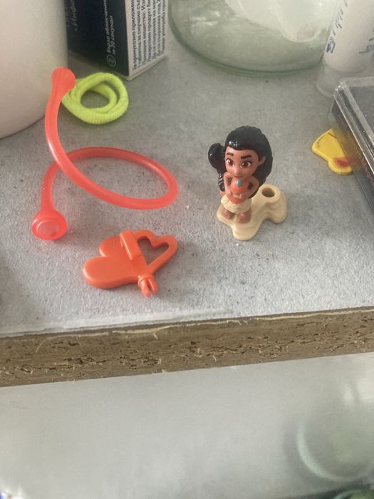 Разменям Киндер Kinder играчки