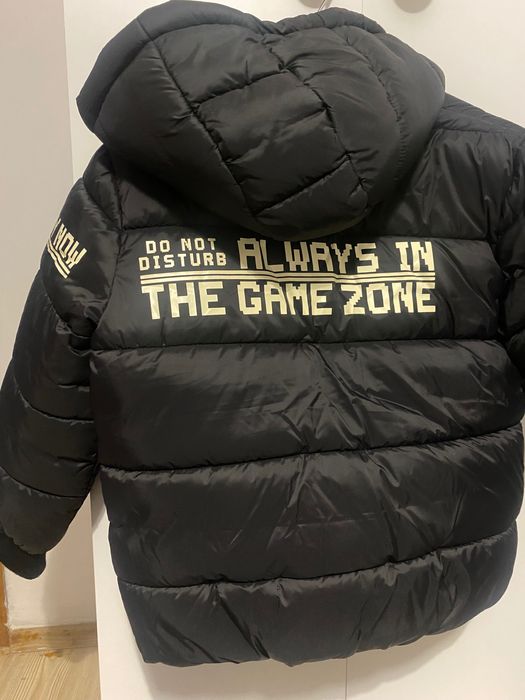 Детско яке benetton 7-8 години ново