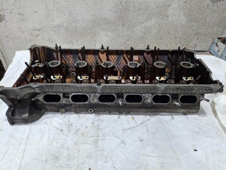 Цилиндрова глава за бмв м52б28 единичен ванос