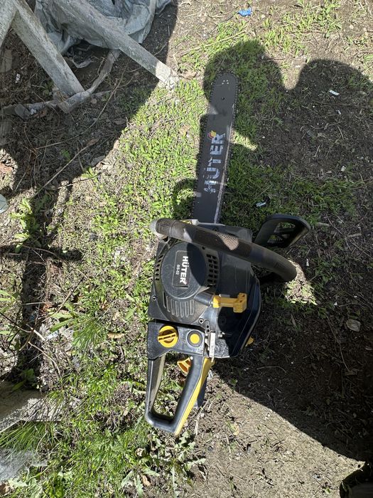 Продам бензопилу