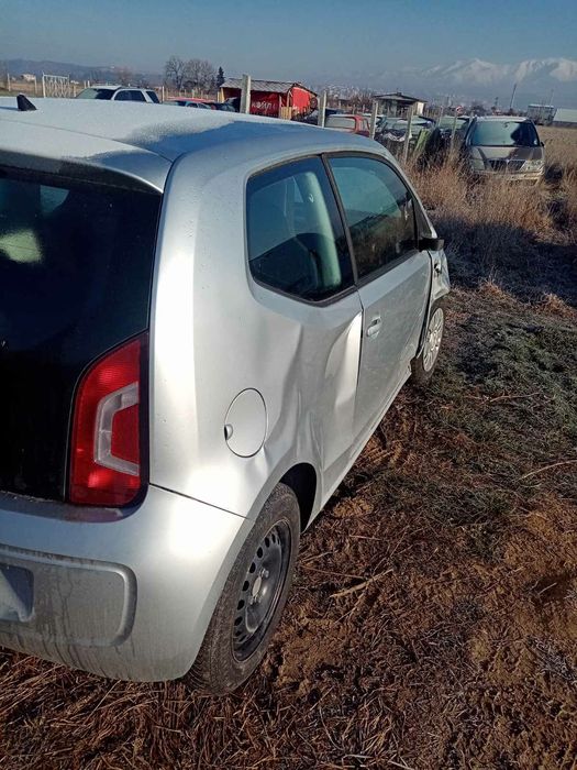 VW UP на части 2014 г