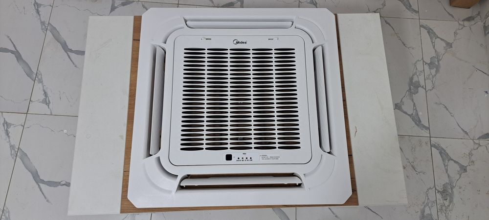 Kassetniy konditsioner Midea va Welkin. Multisplit. 12BTU