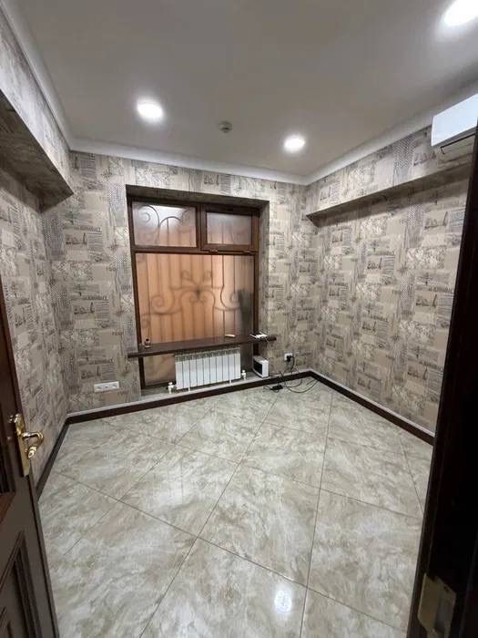 Арегда офис Ор-р: Ц4, рынок Алайский 120м2