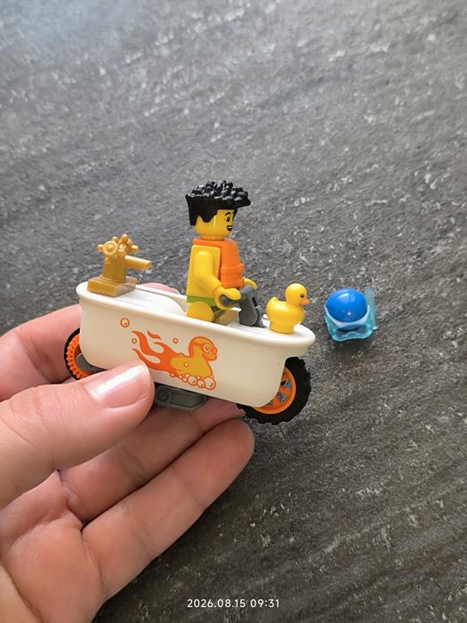 Lego Motocicleta de cascadorii cu cada  60333