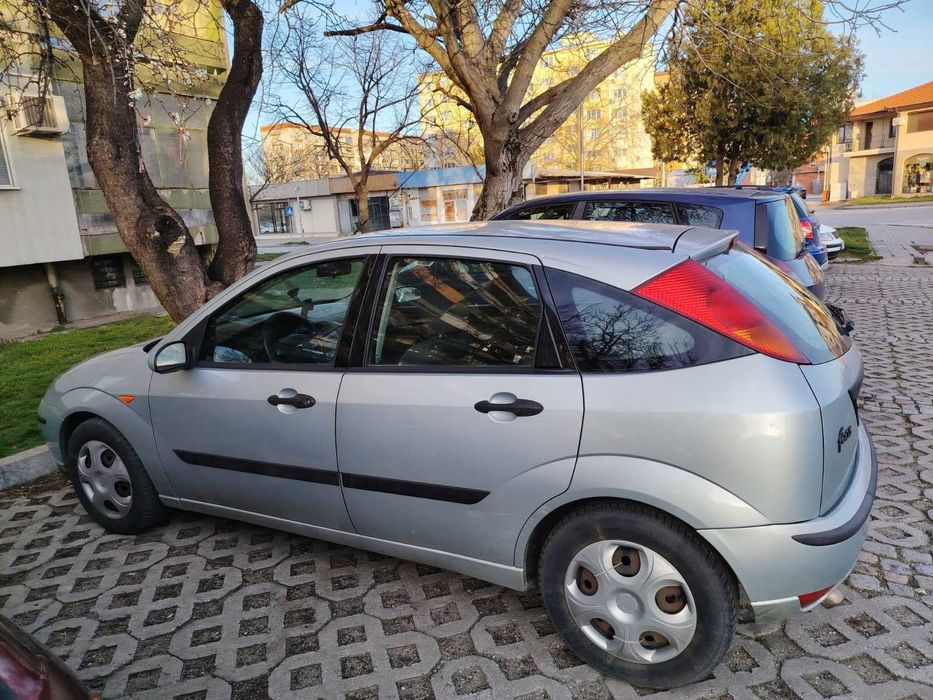 Форд  Фокус  хечбек