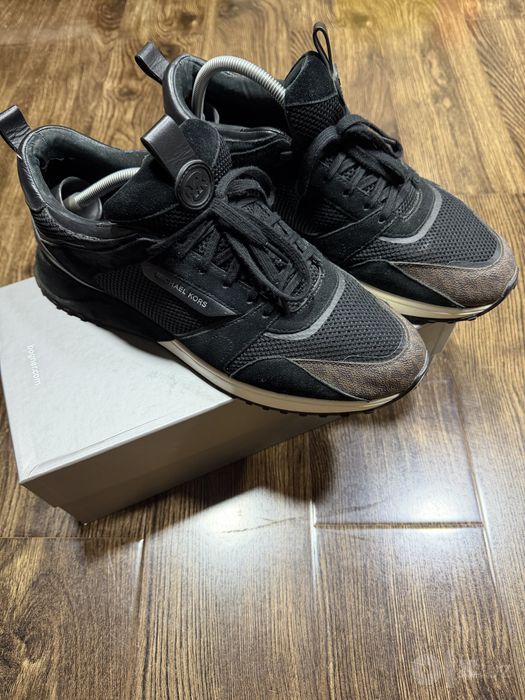 Hugo Boss Тапочки 43-44 раз