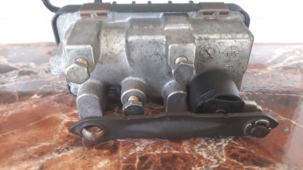 Actuator turbo HELLA  Ford 1.8/2.0 TDCI,BMW 120D