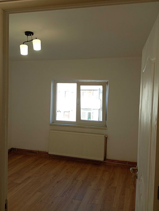 Apartament 2 camere Craiovița Nouă