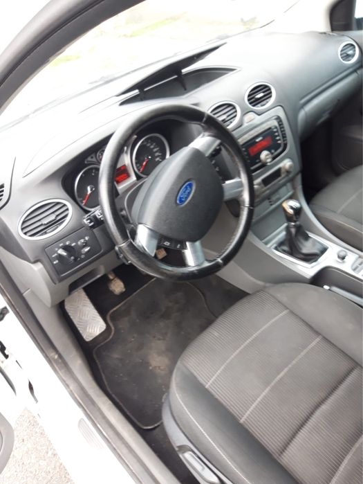 Ford Focus - an 2010