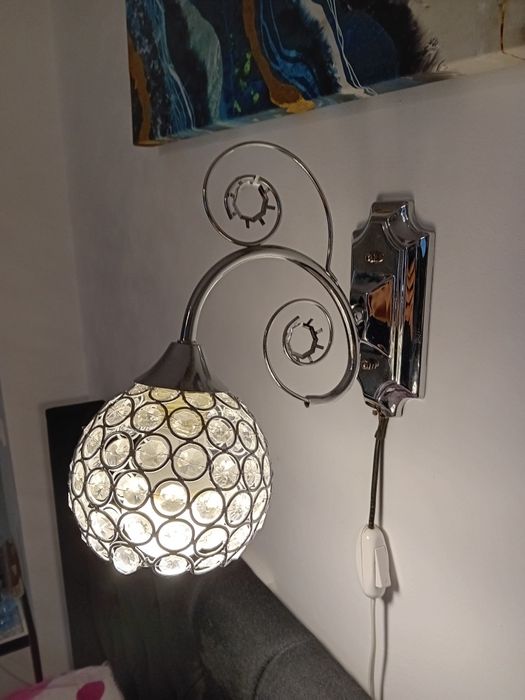 Lustra si veioza pe leduri stare foarte bună