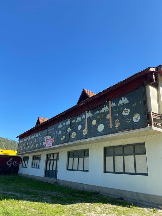 Spatiu comercial de vanzare , cladire