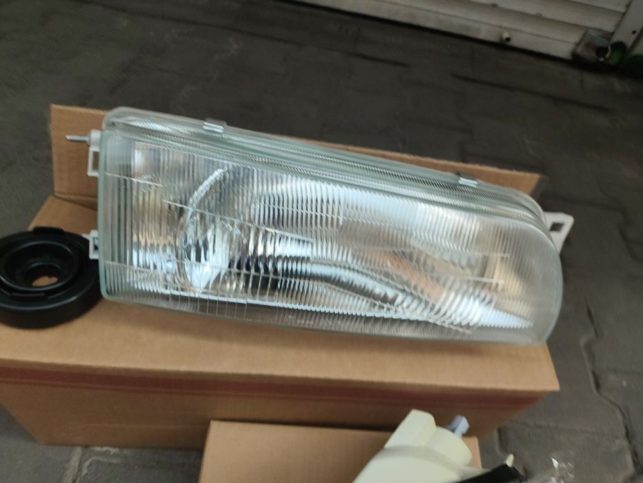 Митсубиси Лансер фара дутий