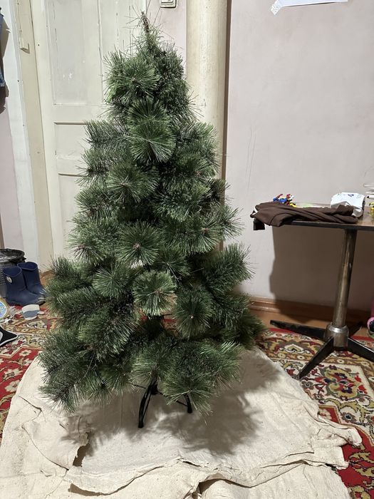 Елка пушистая новая