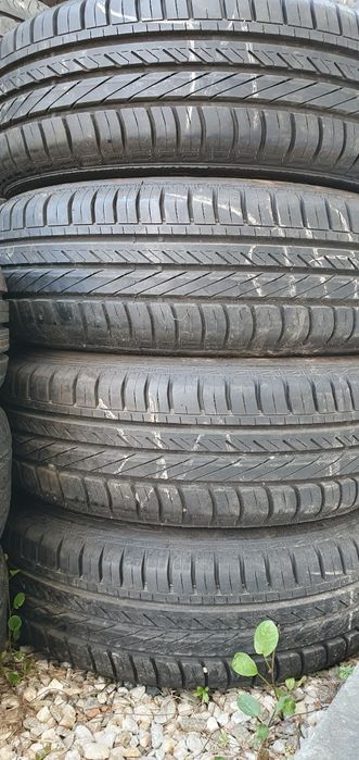 Cauciucuri 185 65 15 cu jante