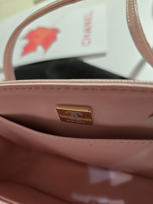 Налична чанта Chanel Preppy Coco pink