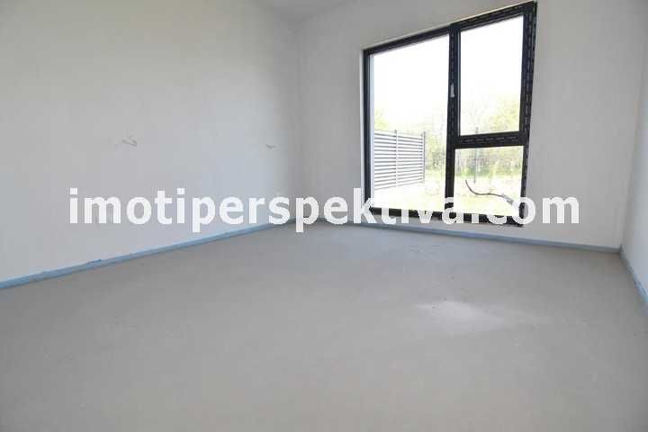 реф.19385 Чисто нова къща с две паркоместа-Коматевско шосе!