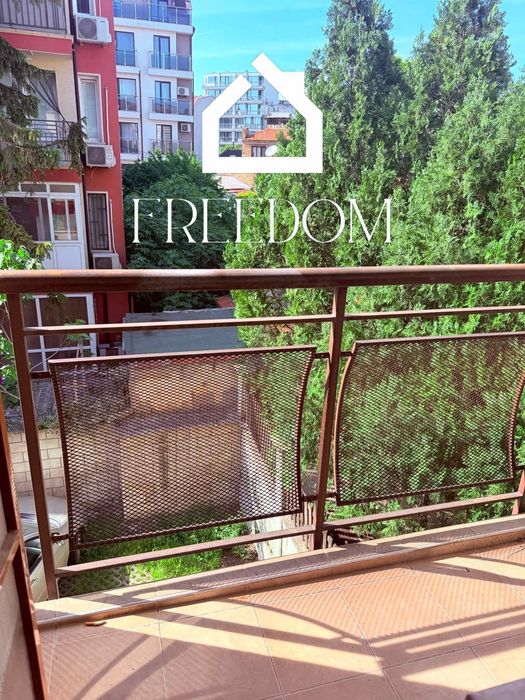 Дава се под наем Тристаен апартамент в Варна, Колхозен пазар - 94 кв.м за 800 € - Снимка #7
