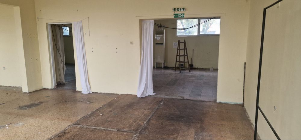 Дава се под наем Промишлена сграда в Русе, Възраждане - 370 кв.м за 679.32 € - Снимка #3