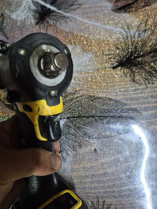 Cheie impact DEWALT  DCF 921 18 V