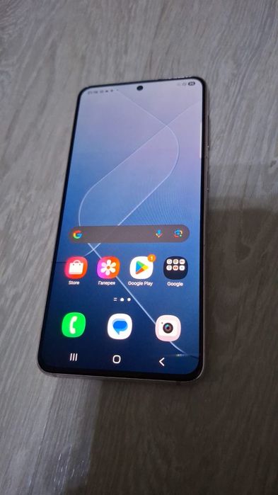 Продам Samsung s21 256 gb