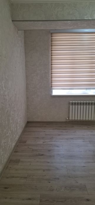 Продаю квартиру Яшнабадский р-он Новостройка Азия Хаус 2-ком 1-этаж 8э
