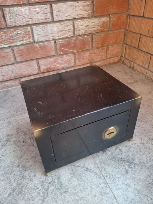 Продам  мини Сейф