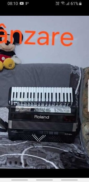ROLAND FR8 inpecabil din ori ce punct de vedere!!!
