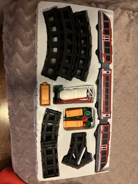 Set trenulet electric cu telecomanda