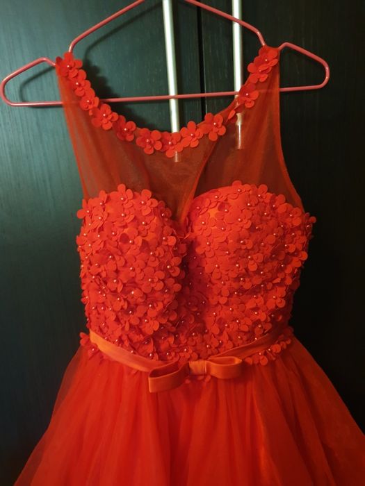 Rochie  s.si mere și la un M