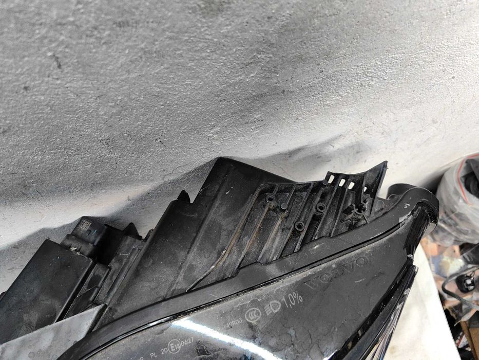 Оригинален фар Волво  Volvo EX 30 Full Led