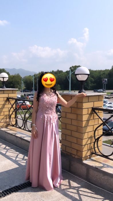 Продам очень красивое платье