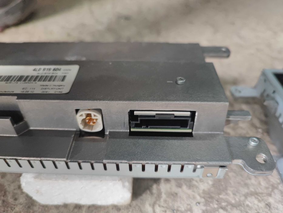 Цветен Дисплей Екран Display LCD Adui A6 C6 4L0919604 АУДИ 2G High