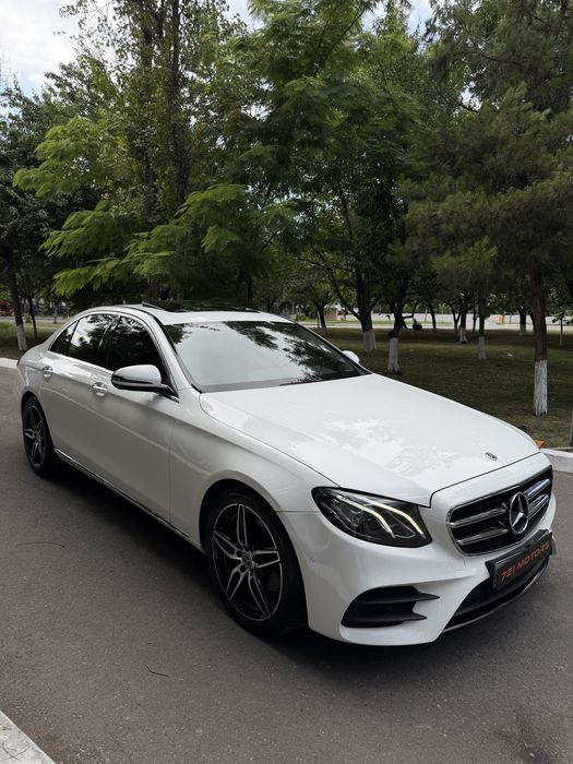 Mercedes Benz W213 E200