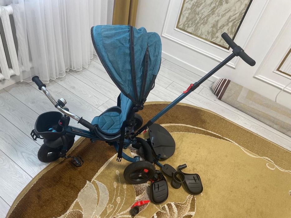 Продается детский велосипед коляска, в хорошем состоянии.