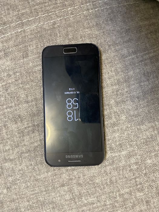 Продам Самсунг а3