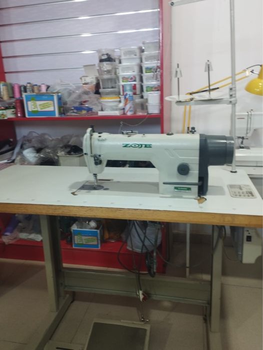 Швейная машина !