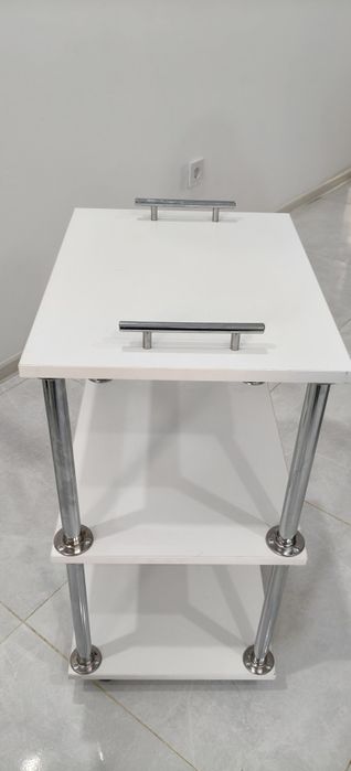 Косметический стол